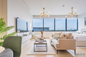 Limited Time Deal Stylish Stay with Great Amenities by Deluxe Holiday Homes